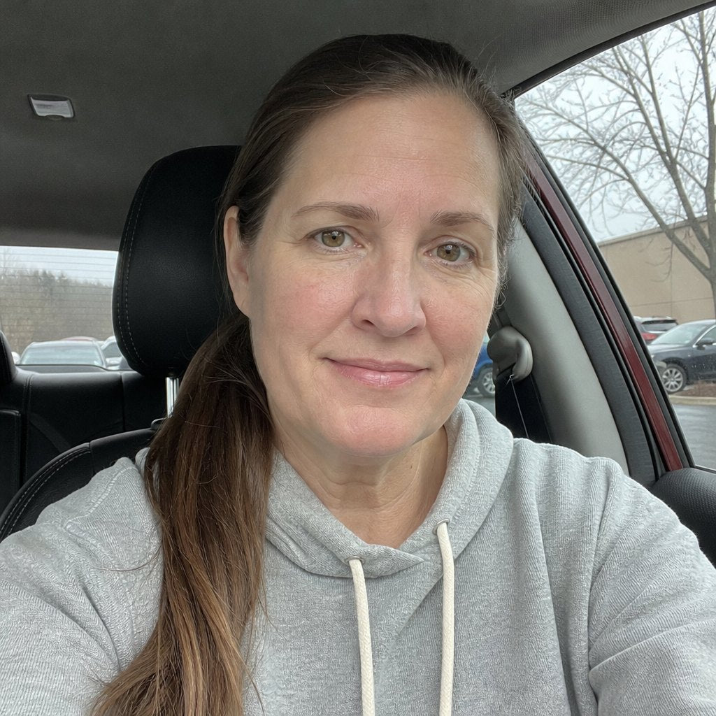 Tricia M., 49, Michigan
