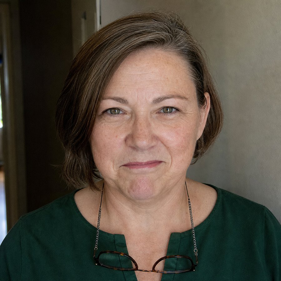 Marion Feldt, 54